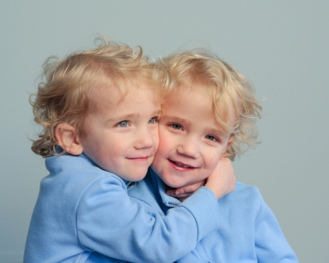 Twins-6